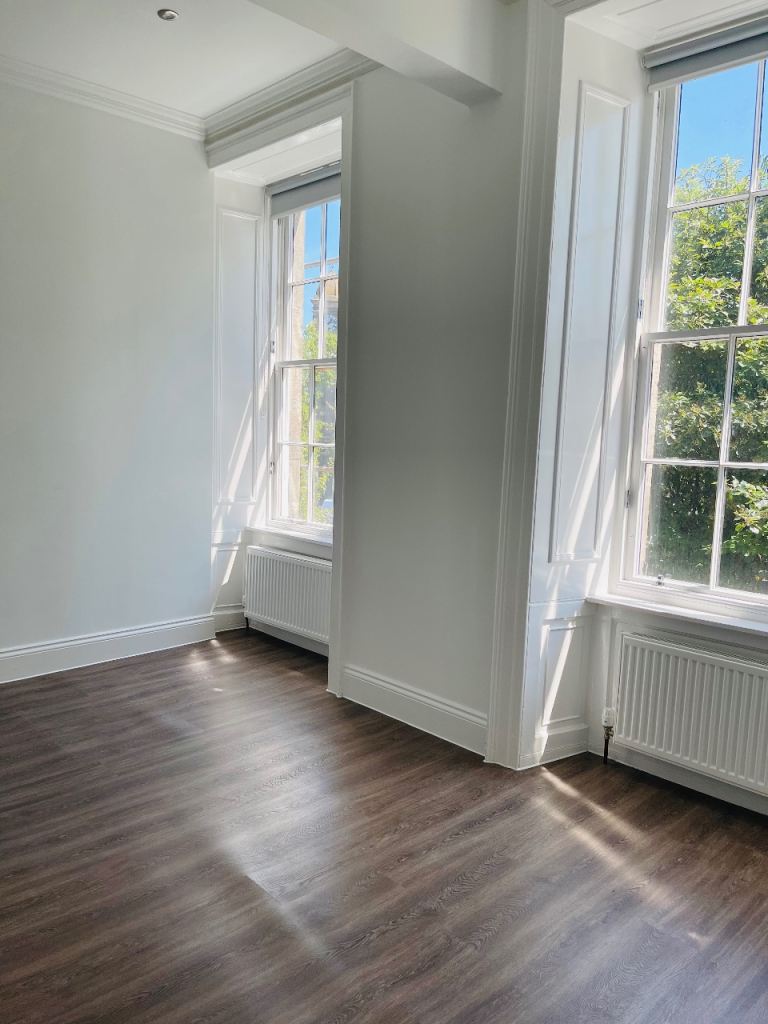 Lovely 1 bedroom unfurnished flat to rent in Leith £1400