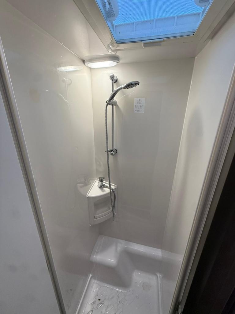 2015 STERLING ECCLES SE SAPPHIRE - 4 BERTH CARAVAN 