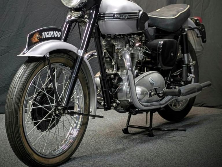 1954 TRIUMPH T100 All Alloy Pre Unit Fully Restored Matching Numbers Stunning