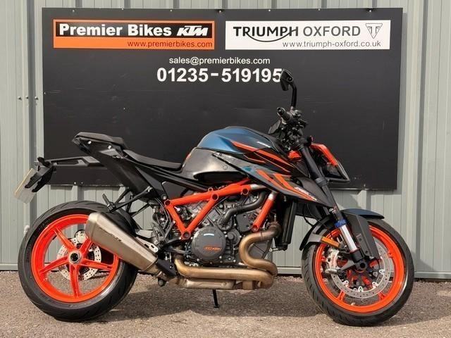 Stunning One Owner 2024/24 KTM 1290 Superduke R Evo Motorcycle