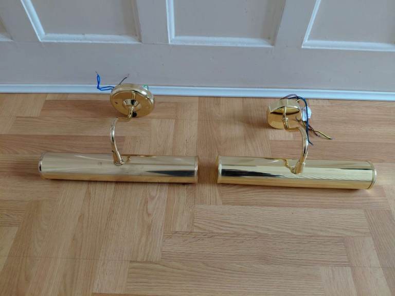 2 x Brass Picture Wall Lights