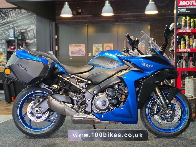 2023 SUZUKI GSX-S 1000 GT LUGGAGE WITH 4,870 MILE'S 