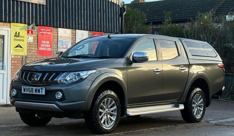 image for 2018 Mitsubishi L200 2.4 DI-D DC Barbarian 4WD Euro 6 4dr Diesel