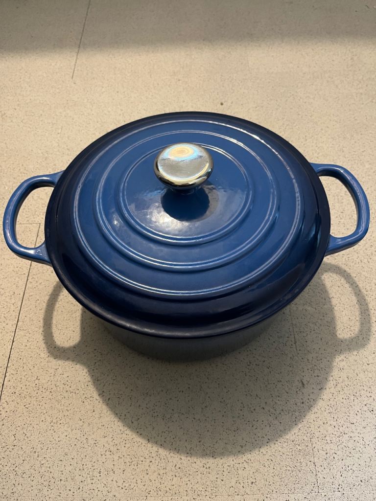 Large Blue Dutch Oven