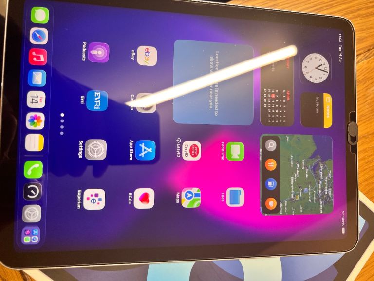 iPad Air 4th gen 256gb WiFi Cellular 