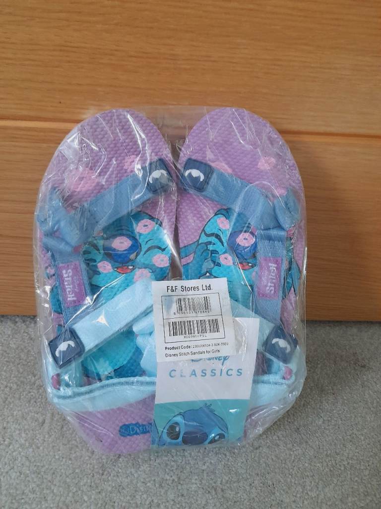 Lilo & Stitch Strap Sandals size 3.5