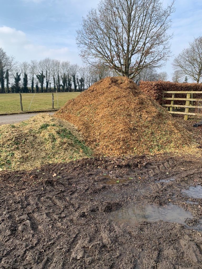 WOODCHIP WOODCHIP VAN LOAD 