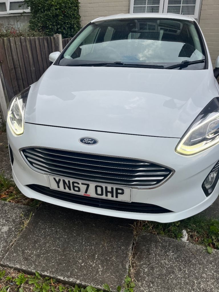 Ford, FIESTA, Hatchback, 2017, Manual, 1084 (cc), 5 doors