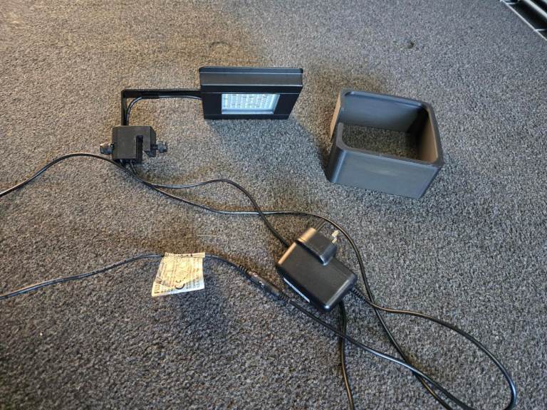 Fluval Sea Nano LED Light Unit 20w Marine Coral Bluetooth Controlled Fish Tank