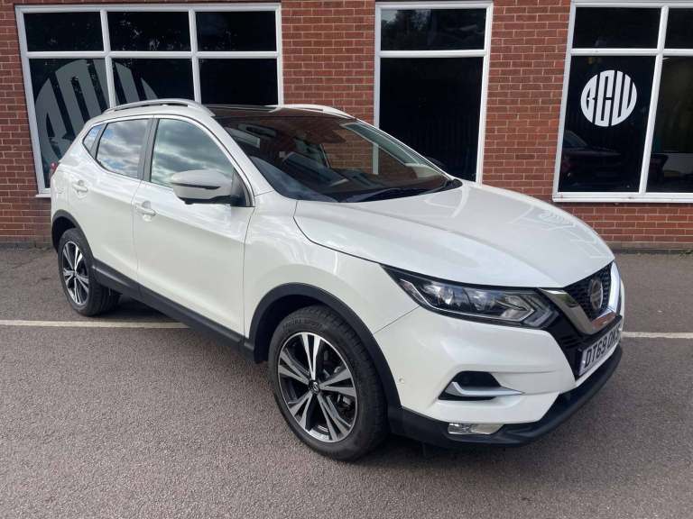 2020 Nissan Qashqai 1.3 Qashqai N-Connecta DiG-T 5dr SUV Petrol Manual