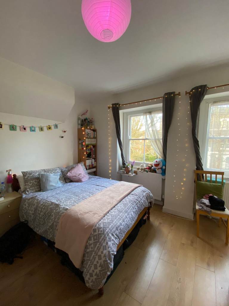 Double room to rent on Hazellville Road - shared bathroom (1 room) & kitchen with 3 other rooms