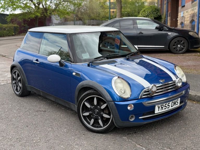 2005 Mini Cooper 1.6 3dr Hatchback Blue - MOT August 26.