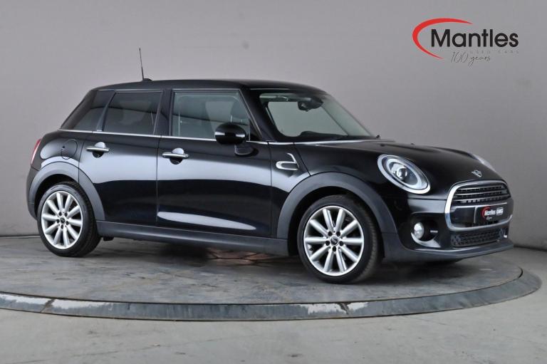  MINI 5 Door Hatch 1.5 Cooper Classic Hatchback 5dr Petrol Manual Euro 6 s/s