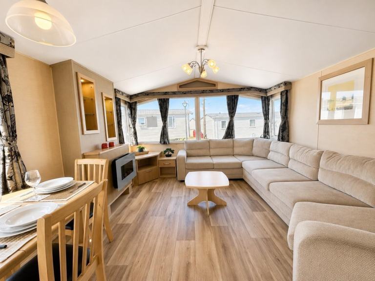 2010 Willerby Granada in Leysdown-on-Sea  - Lodge / Caravan 