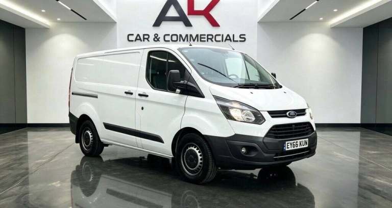 2017 Ford Transit Custom 2.0 TDCi 270 Panel Van 5dr Diesel Manual L1 H1 (163 g/km, 128 bhp) Panel...