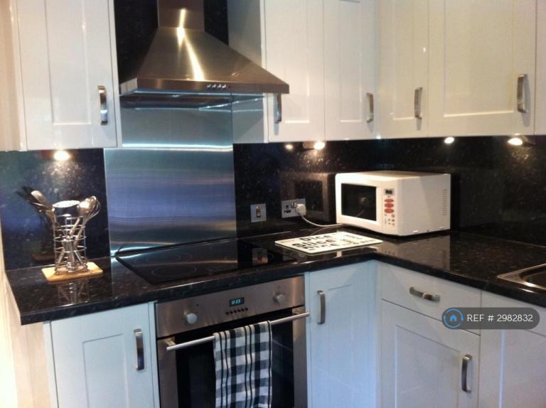 2 bedroom flat in North Deeside Road, Peterculter, AB14 (2 bed) (#2982832)