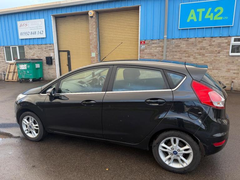 2014 Ford Fiesta 1.25 82 Zetec 5dr HATCHBACK PETROL Manual