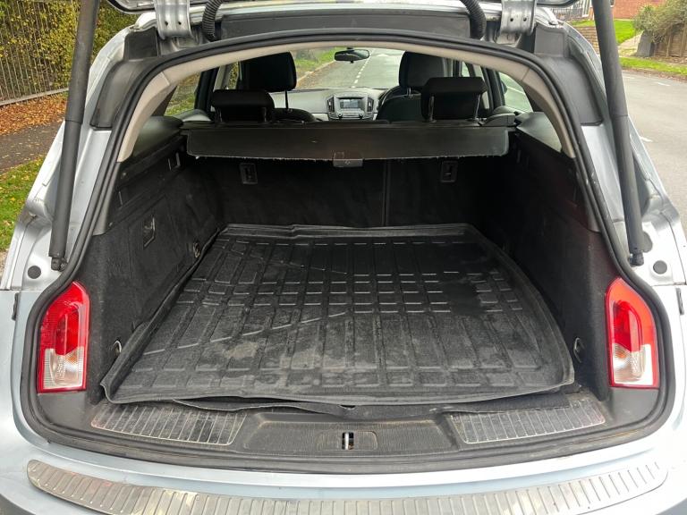 VAUXHALL INSIGNIA 2.0 CDTi ecoFLEX Design 5dr / HPI CLEAR / £35 TAX / LONG MOT