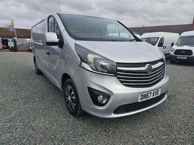 2017 Vauxhall Vivaro 1.6 CDTi 2900 Sportive L1 H1 Euro 6 5dr PANEL VAN Diesel Manual