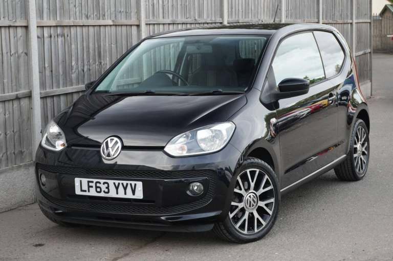 2013 Volkswagen up! 1.0 Groove Up 3dr HATCHBACK PETROL Manual