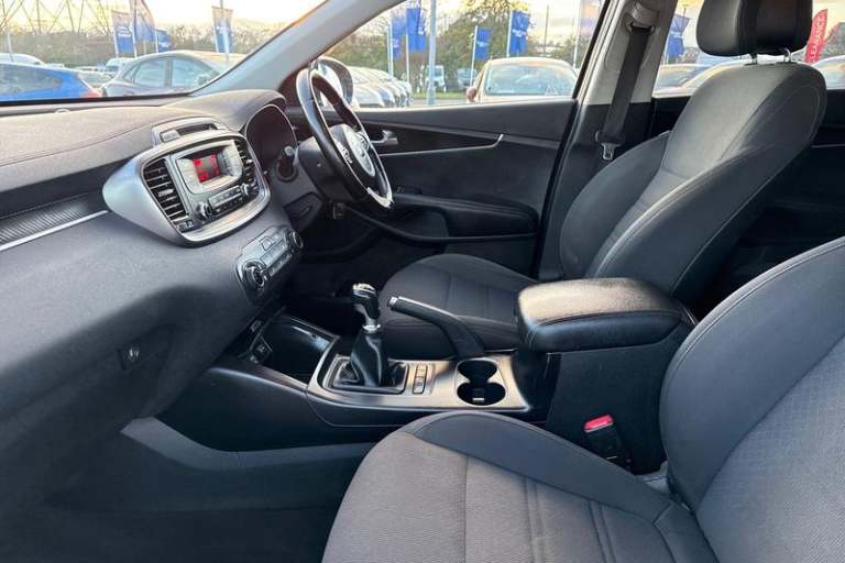 2016 Kia Sorento 2.2 CRDi KX-1 5dr ** Tow Bar ** Manual Station Wagon Diesel Manual