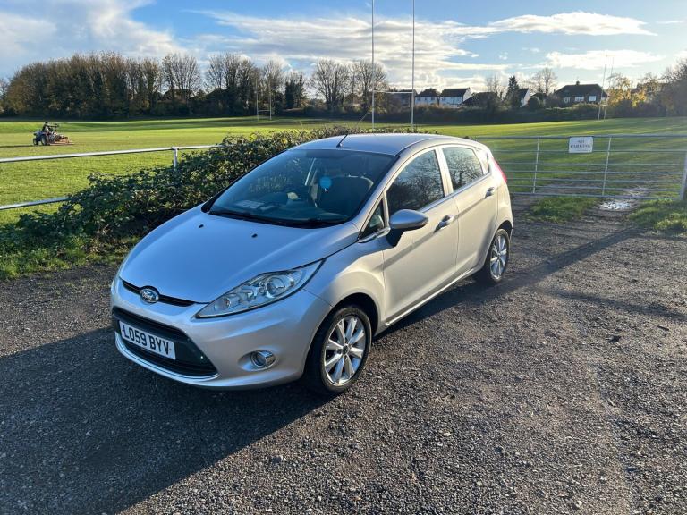 2009 Ford Fiesta 1.4 Zetec 5dr HATCHBACK Petrol Manual