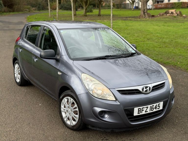 2010 Hyundai i20 classic 1.2 petrol ( 75bhp ) 