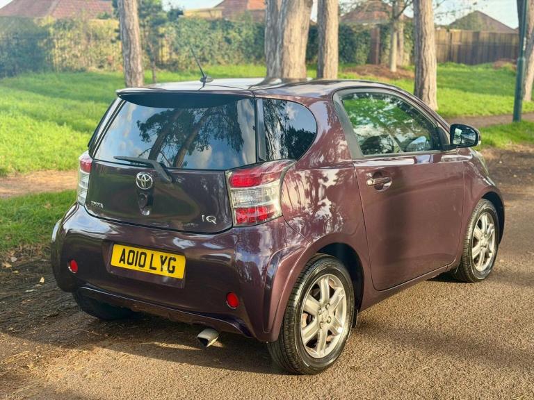 TOYOTA IQ 1.0 VVT-i 2 Euro 4 3dr 2010