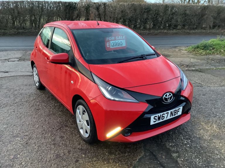 Toyota, AYGO, X PLAY VVT I,Hatchback, 2018, Manual, 998 (cc), 5 doors