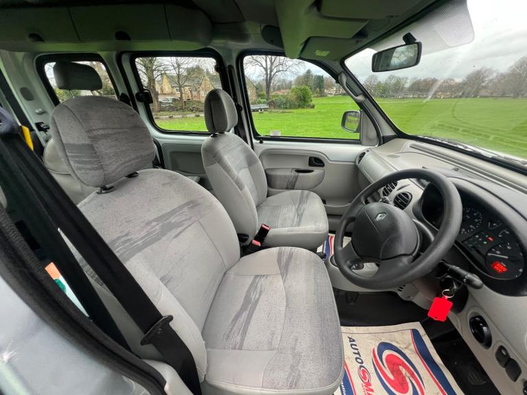 2004 Renault Kangoo 1.6 Expression 5dr Auto MPV Petrol Automatic