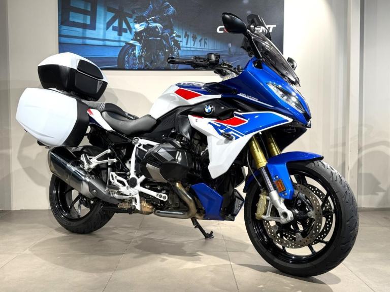 BMW R1250RS SE - 2024 - FSH - 2 OWNERS - FULLY LOADED 