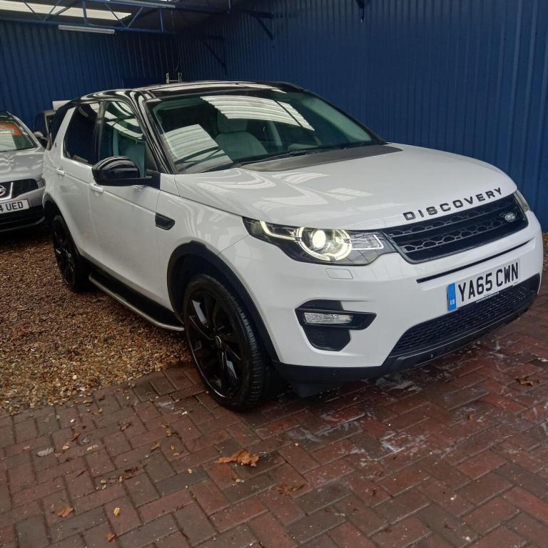 LAND ROVER DISCOVERY SPORT 2.0 TD4 HSE Black Auto 4WD Euro 6 (s/s) 5dr 2016