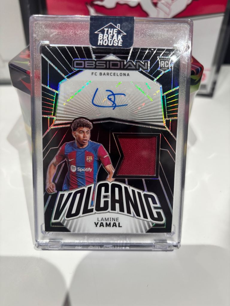 Lamine Yamal Barcelona rookie card 