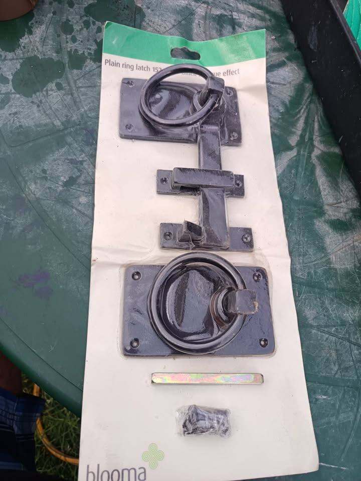  Blooma 152mm black Antique Effect Ring Gate Latch.