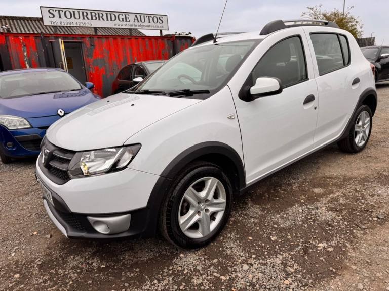 2015 Dacia Sandero Stepway 1.5 dCi Laureate Hatchback 5dr Diesel Manual Euro 6 (s/s) (90 ps) Hatc...