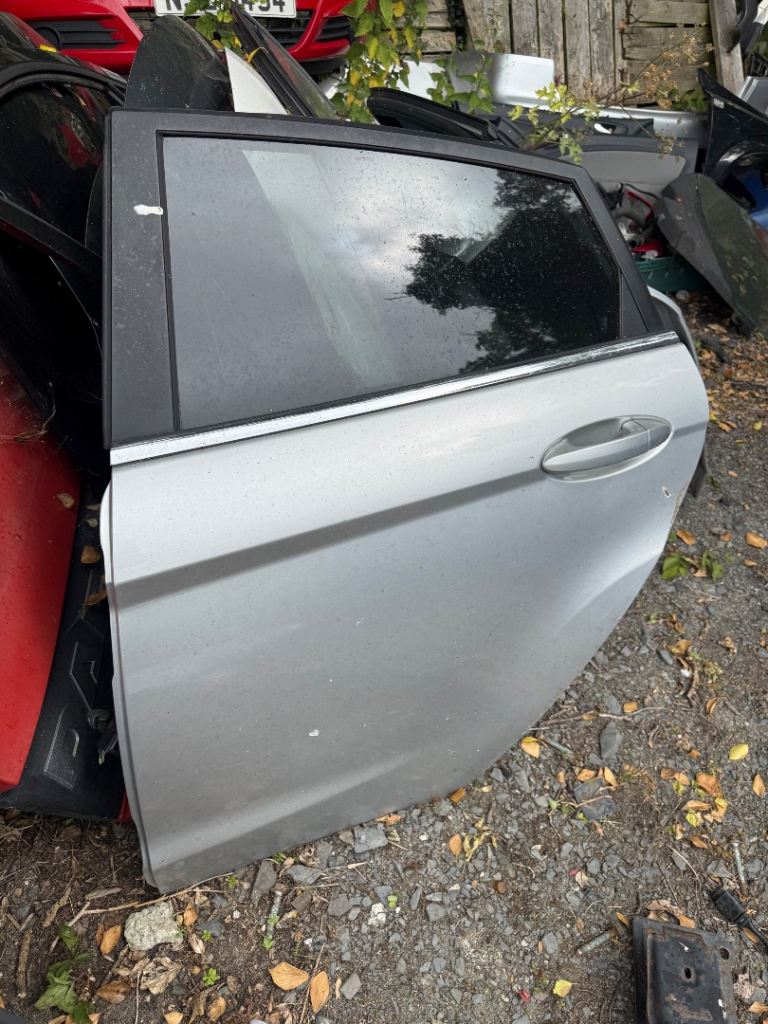 Ford fiesta rear passenger side door 2012