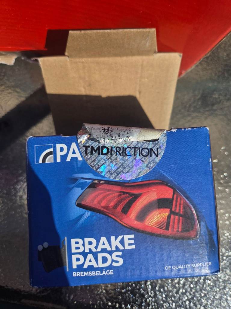 Brake pads new