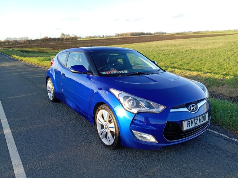 2012 Hyundai Veloster 1.6 GDi Sport TOP CONDITION NO DENTS NO SCRATCHES CAN SECURE 24/7 ON NET  C...