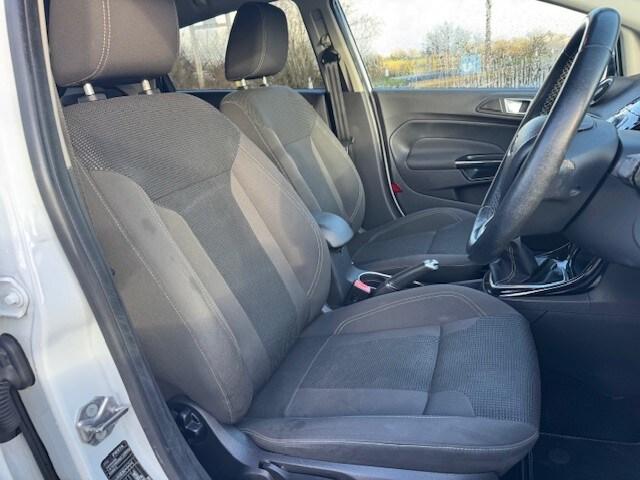 2016 Ford Fiesta 1.0 EcoBoost 125 Titanium 5dr HATCHBACK PETROL Manual