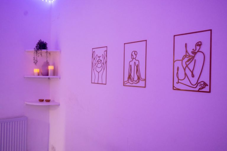 Male Masseue for Female, Couple, Male. Heathrow & surrounding area.