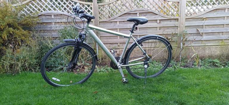 Gents Merida Crossway Hybrid Bike