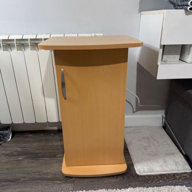 Aquarium Fish Tank Cabinet Stand — Sturdy Wooden Unit (L42 × W39 × H69 cm)