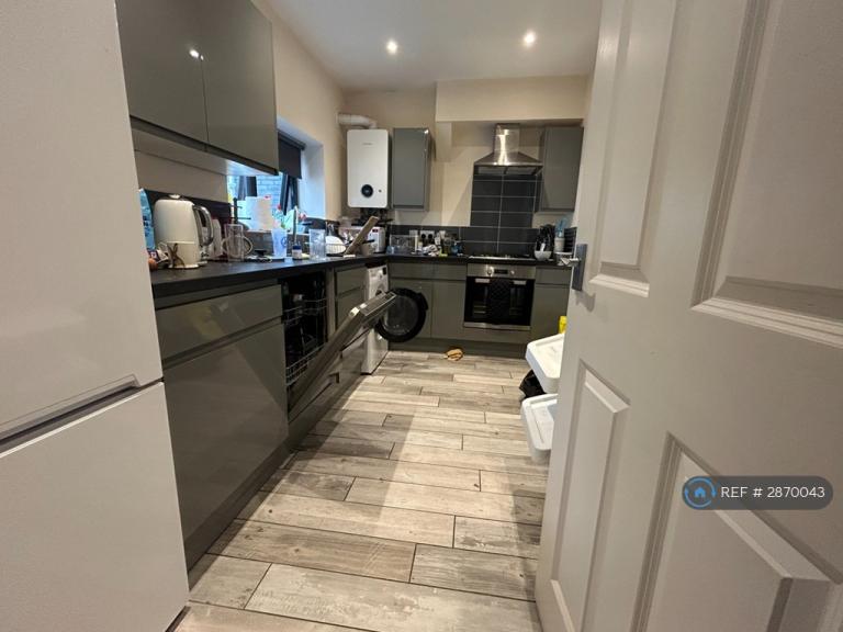 4 bedroom house in Stoke Lane, Westbury-On-Trym, Bristol, BS9 (4 bed) (#2870043)