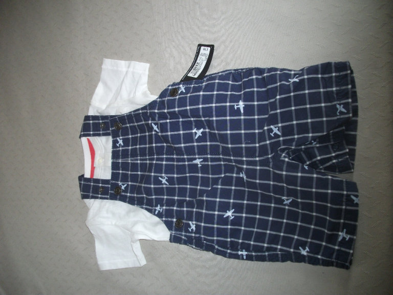 M & S BOYS TWO PIECE  NEW