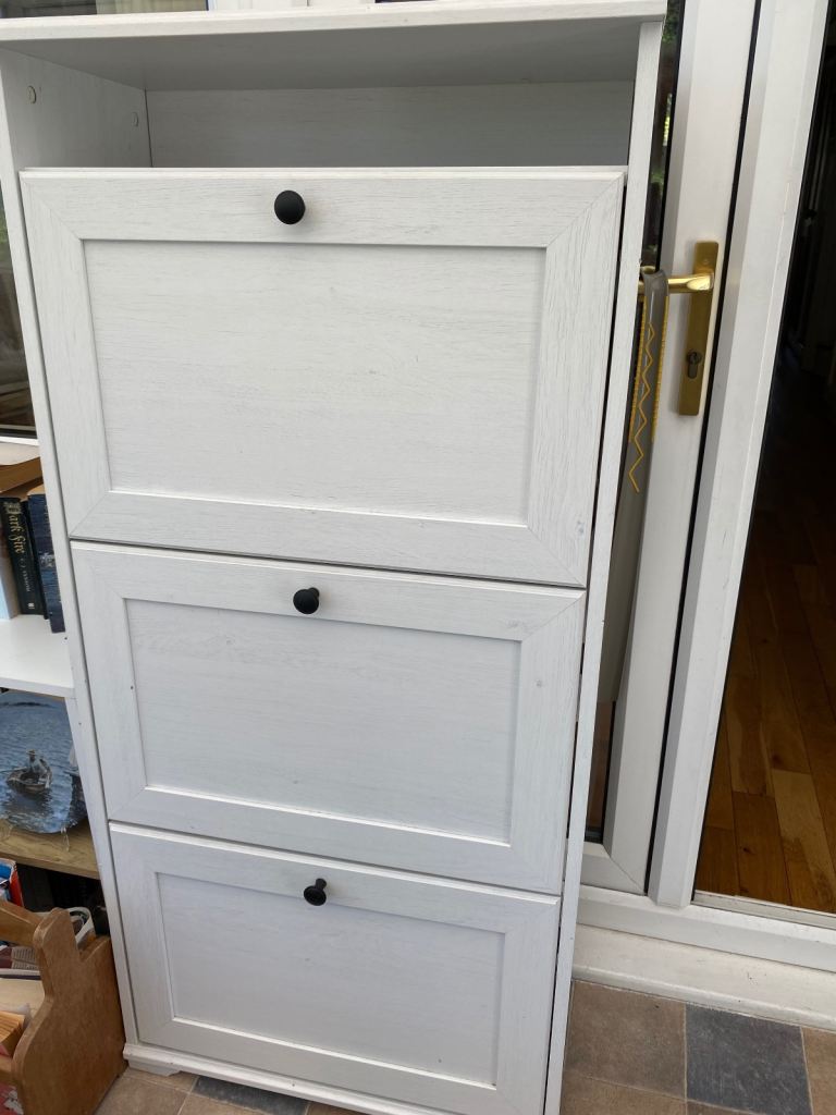 White Wooden Shoe Cabinet with 3 Compartments