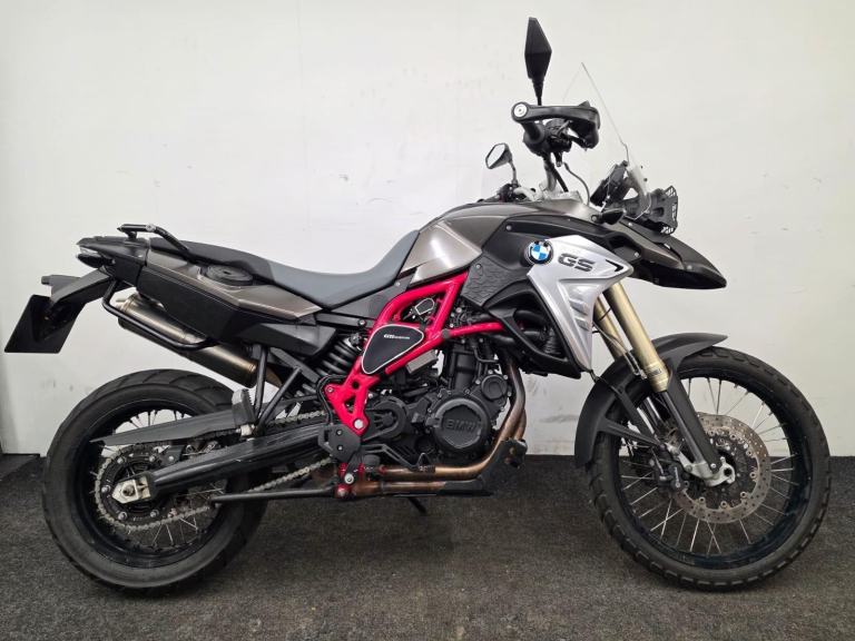 BMW F800 GS ** HEATED GRIPS - HAND GUARDS - 12 MONTH MOT **