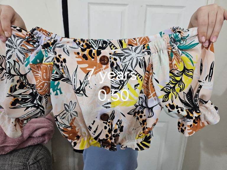 Very good conditions girls 7 years 