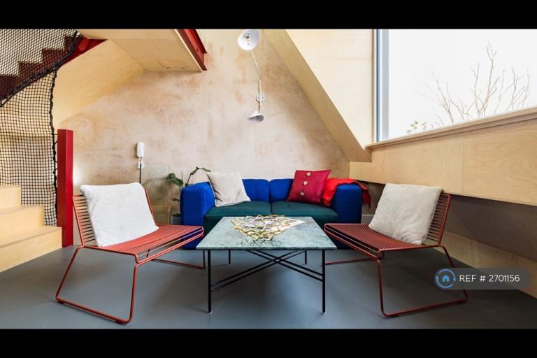 2 bedroom flat in Archway Road, London, N6 (2 bed) (#2701156)