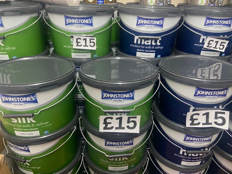 JOHNSTONE'S 10 litres Paint Tub each  - brilliant white Silk & Matt Emulsion, New
