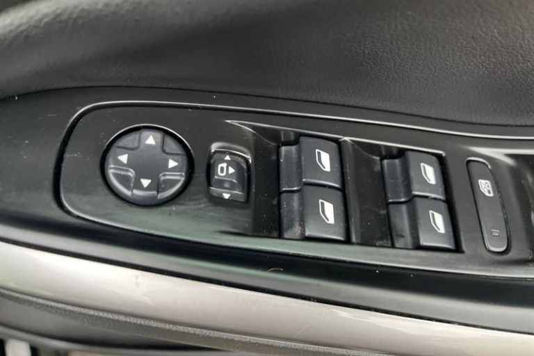 2022 Vauxhall Grandland 1.2 Turbo GS Line 5dr HATCHBACK PETROL Manual